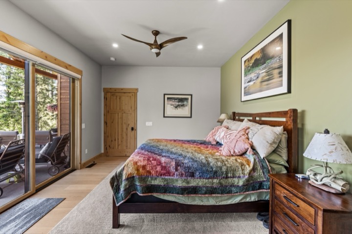 Bedroom and bathroom by Nicholson Construction