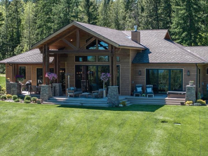 Custom home exterior in North Idaho by Nicholson Construction