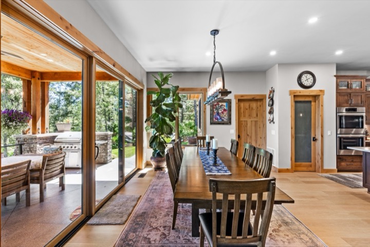 Custom home interior by Nicholson Construction