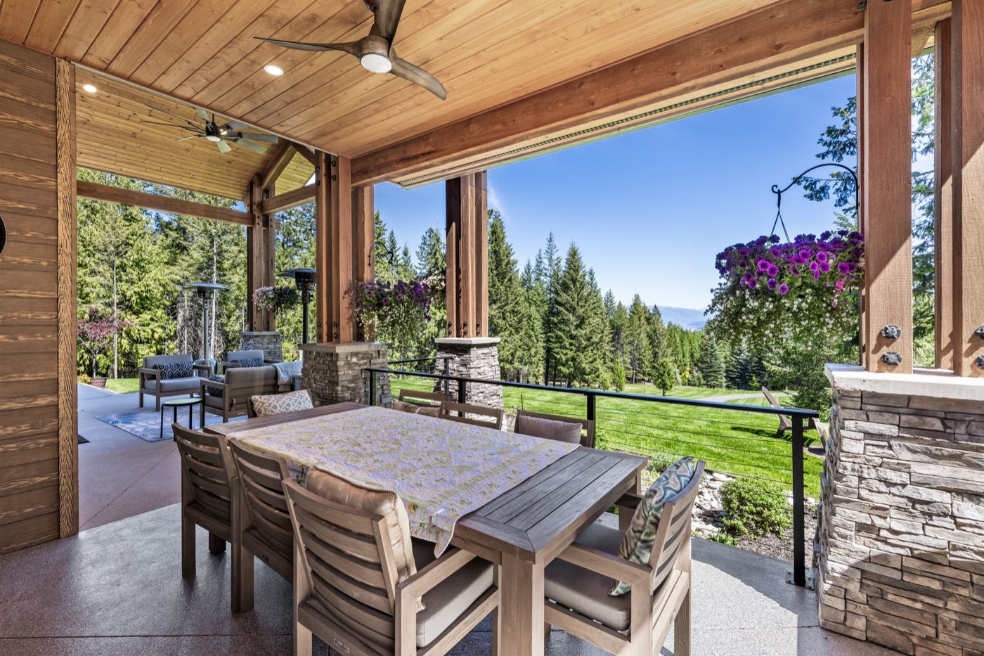 Decks & Outdoor Living